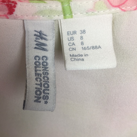 🛍 H&M | Floral Print Crop Tank | Size 8 - Picture 6 of 8